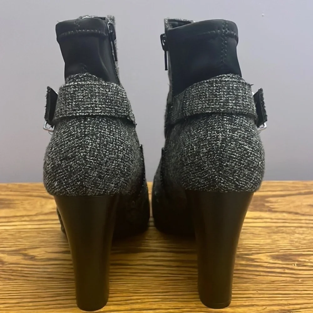 Kelly & Katie Women's Boots Size 8m Larix High Heel
Ankle Bootie - Picture 3 of 5